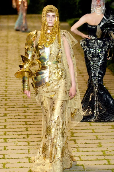 Look 2